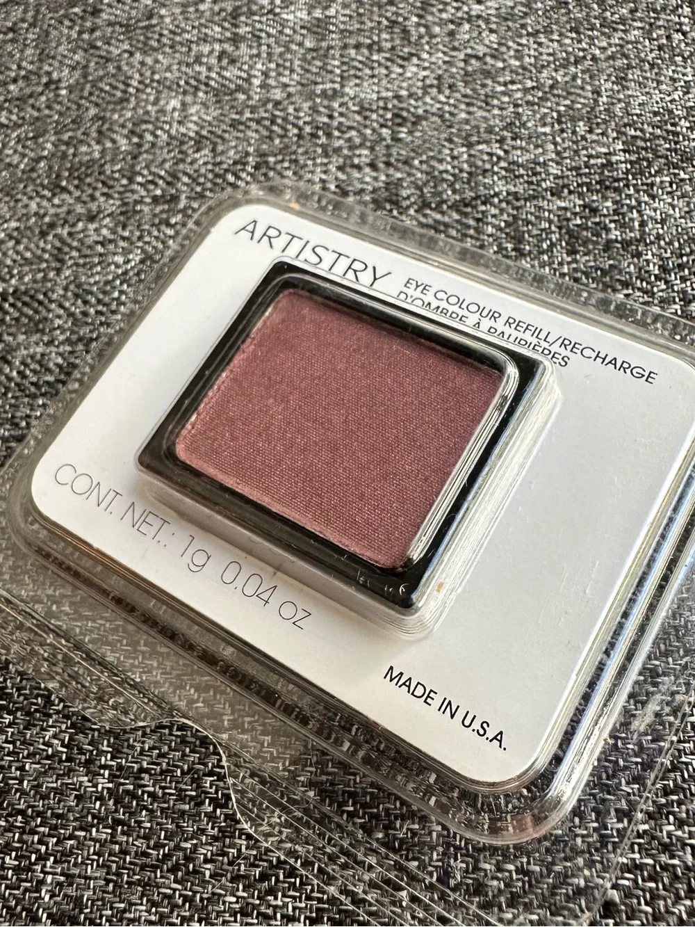 NEW Amway Artistry Eye Colour Refill Eyeshadow 1g 0.04oz Celebration NOS VTG 90s